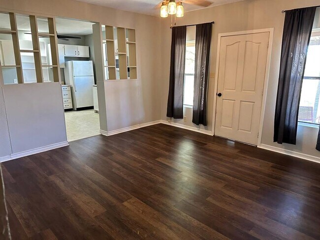 Building Photo - 1441 Gatlin Creek Rd