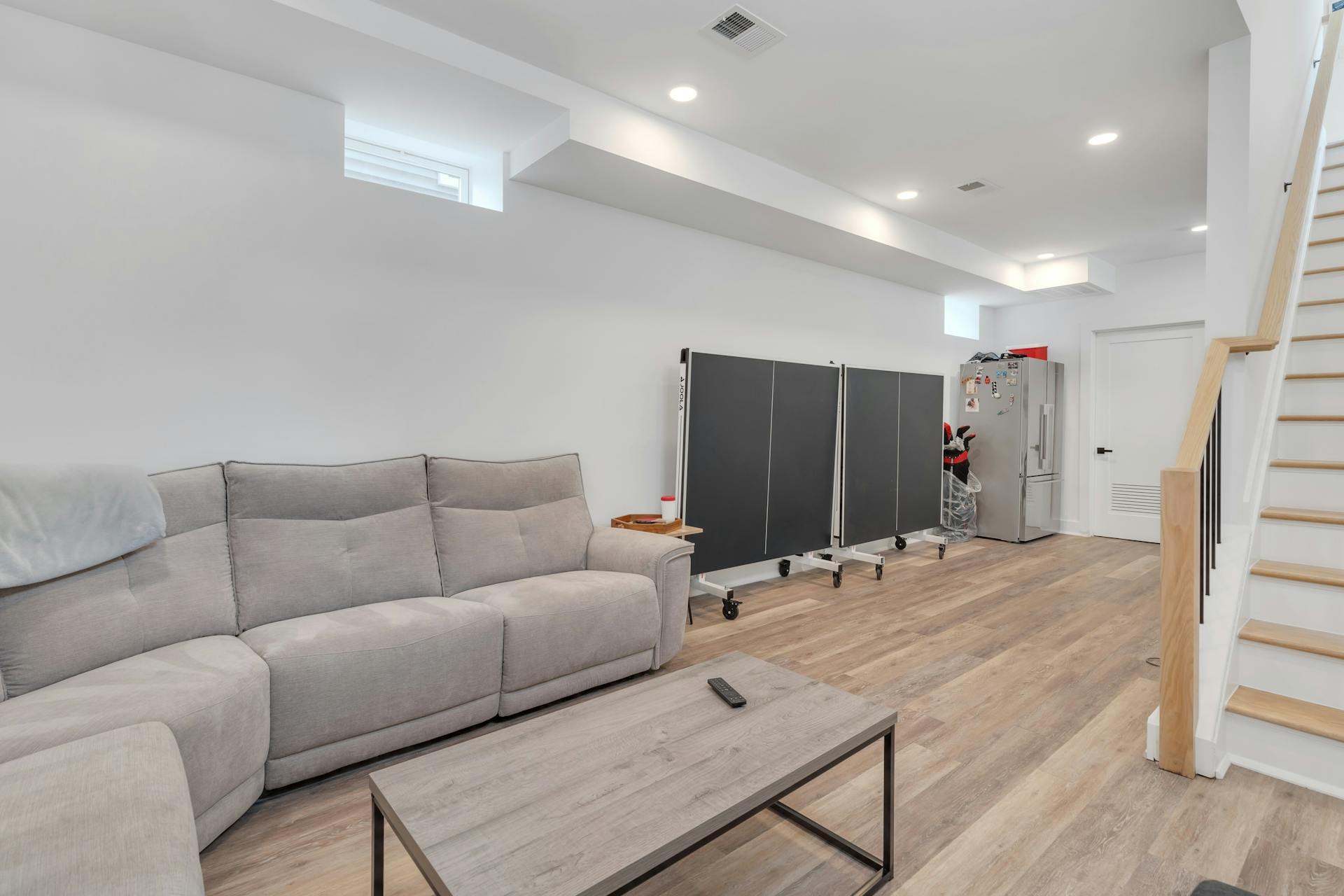 Building Photo - 71 Mission St