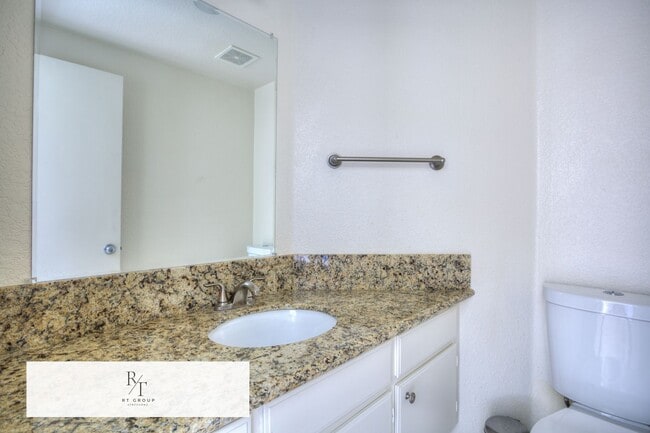 Building Photo - Phillips Ranch-Fully Updated 2-Bed, 2.5-Bath Home – Pomona Unified School District