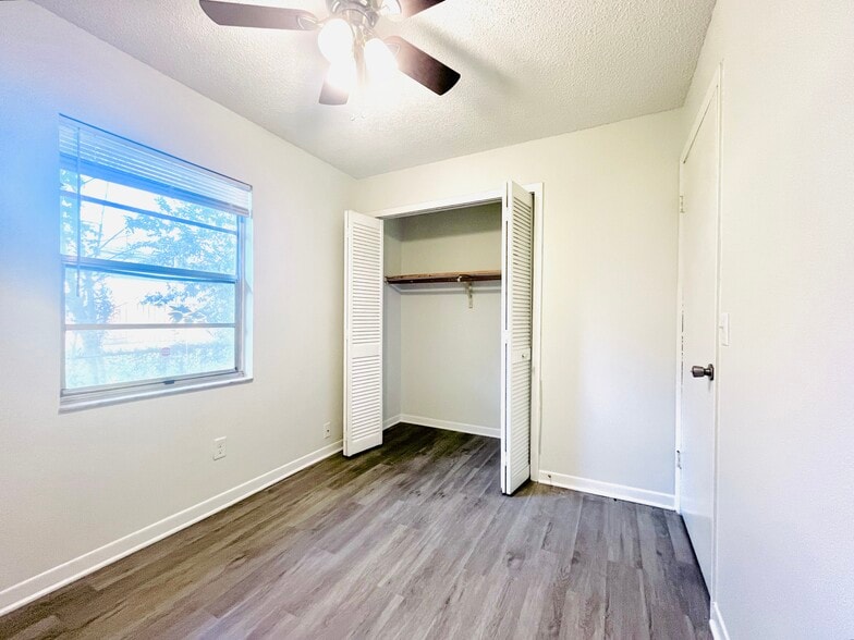 Building Photo - 8202 N MARKS ST