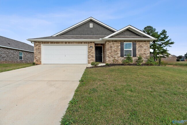 Primary Photo - 153 Ozy Dr