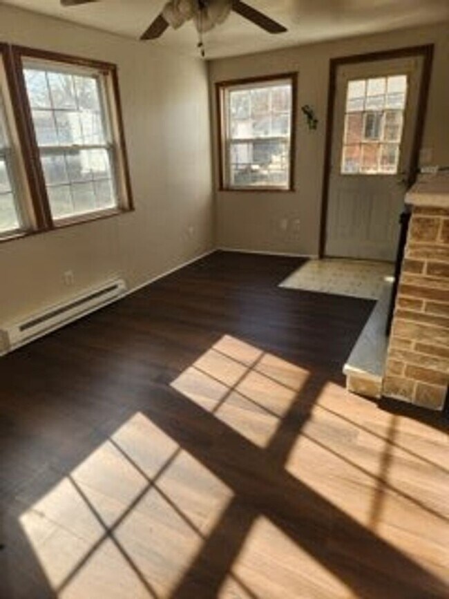 Building Photo - 2809 W 18th St