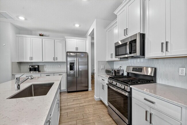 Building Photo - 19113 Croft Mill Xing