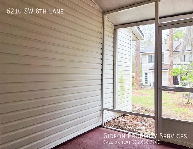 Building Photo - 6210 SW 8th Ln