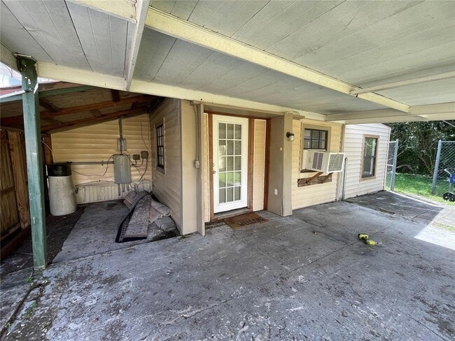 Building Photo - 2525 Emma Cir