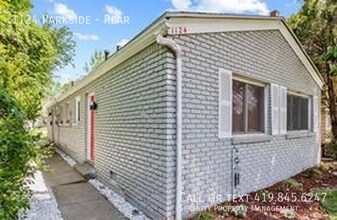Building Photo - 1124 Parkside-Rear