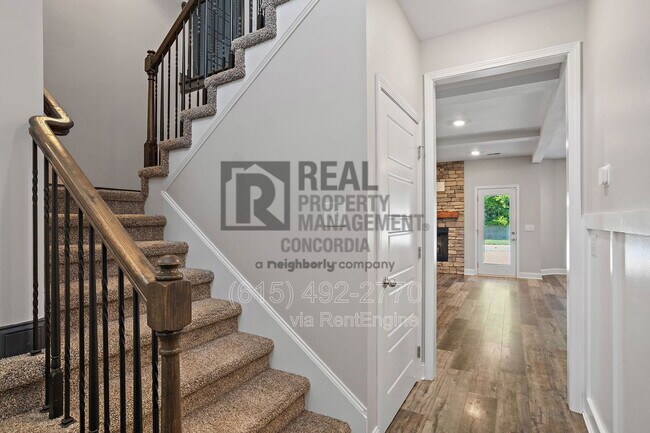 Building Photo - 338 Crusaw Dr