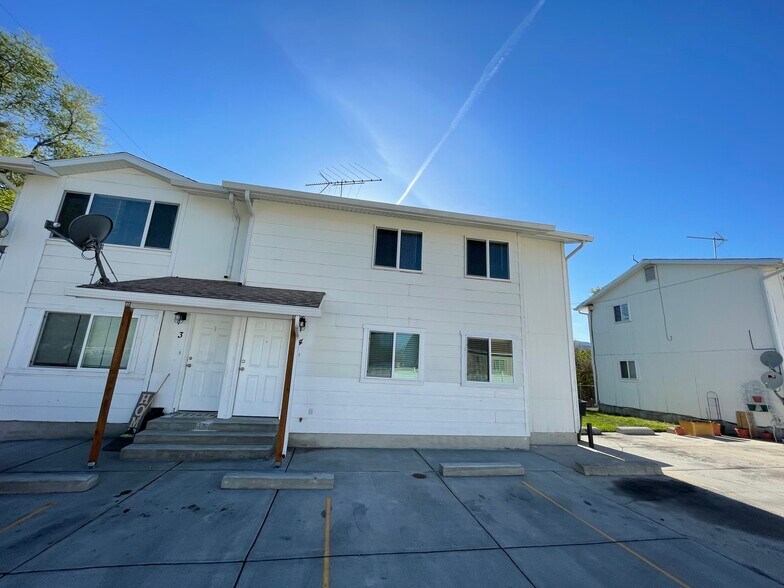 Building Photo - 264 E 100 N