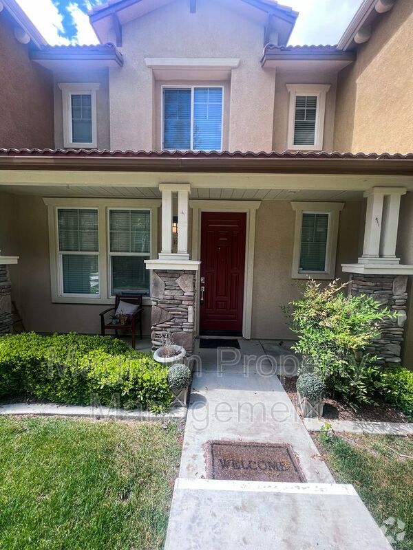 Building Photo - 30505 Canyon Hills Rd