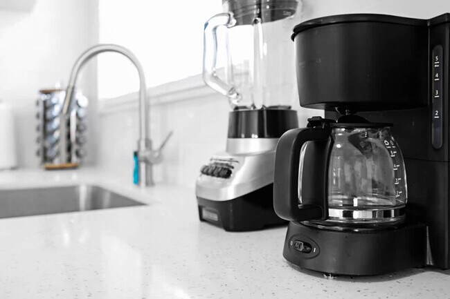 Building Photo - 18715 NW 10th Ct