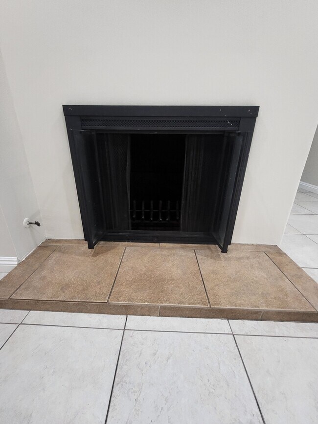 Building Photo - 17544 Blythe St