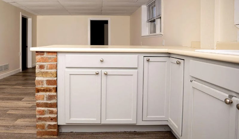 Building Photo - 505 3rd Ave NE