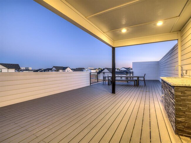 Building Photo - 2548 NW 131st St