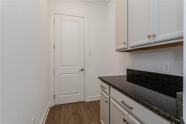Building Photo - 10176 Brocksport Cir