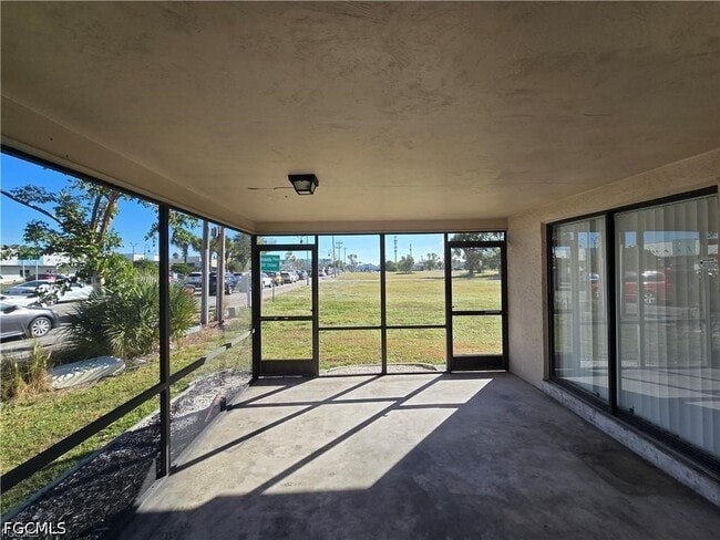 Building Photo - 4803 Triton Ct E