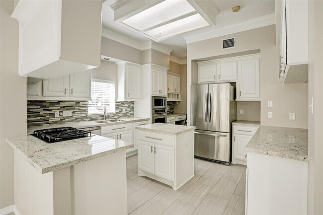 Building Photo - 4425 Mildred St