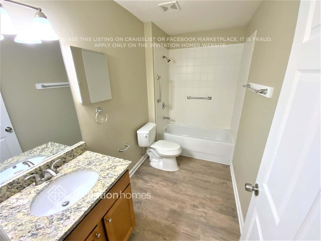 Building Photo - 260 Brantley Harbor Dr