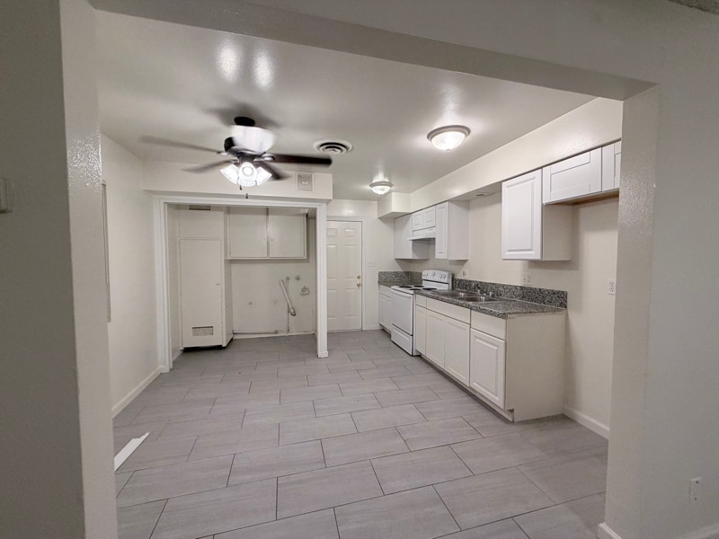 Building Photo - 311 F St