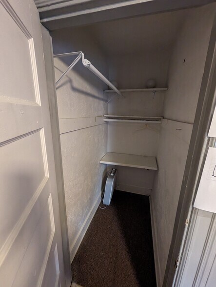 Bedroom walk in closet - 3404 Baltimore Ave