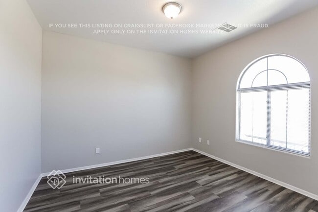 Building Photo - 10015 W Wier Ave