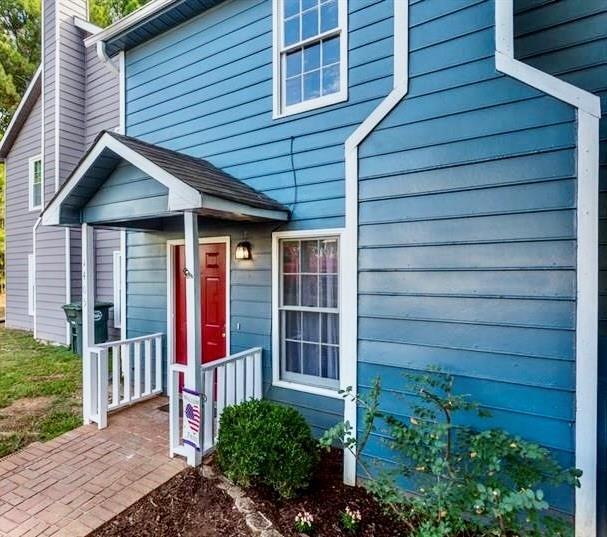 Building Photo - 1405 Kennesaw Trace Ct