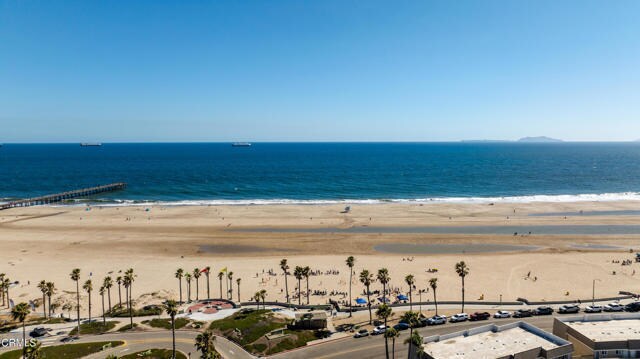 Building Photo - 304 E Surfside Dr