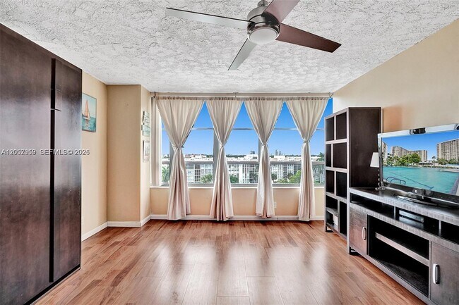 Building Photo - 500 Three Islands Boulevard