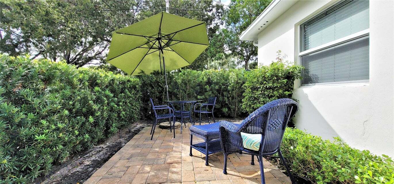 Building Photo - 403 32nd St