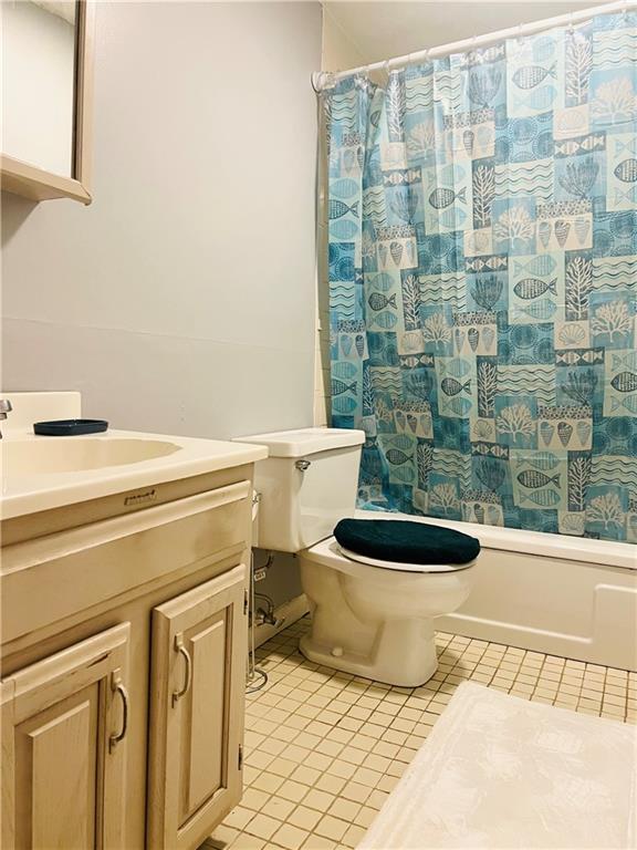 Building Photo - 96 Gano St