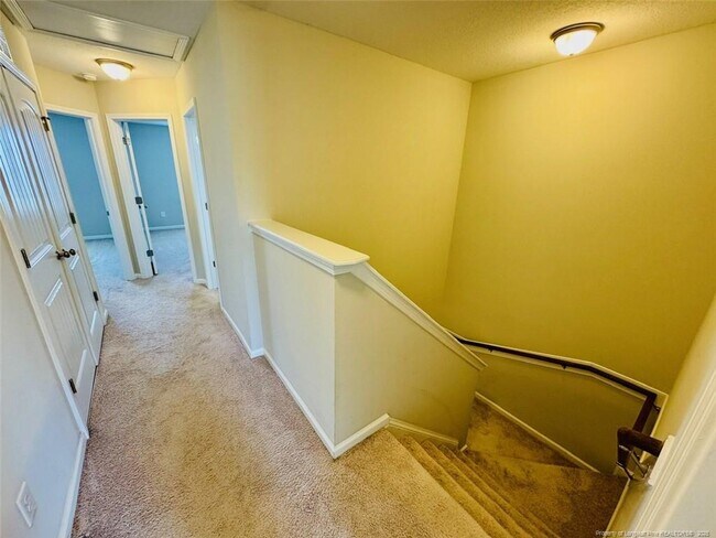 Building Photo - 843 Screech Owl Dr