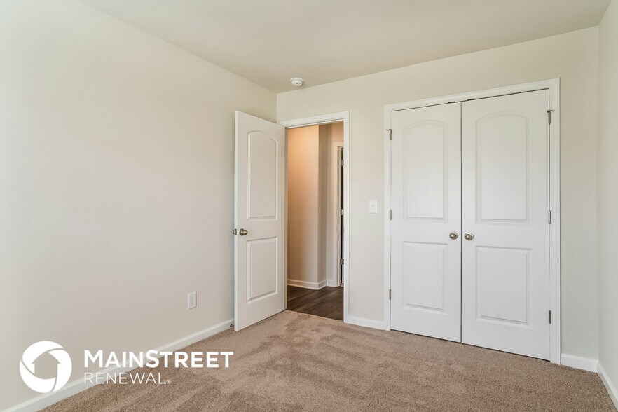 Building Photo - 705 Cider Ml Wy