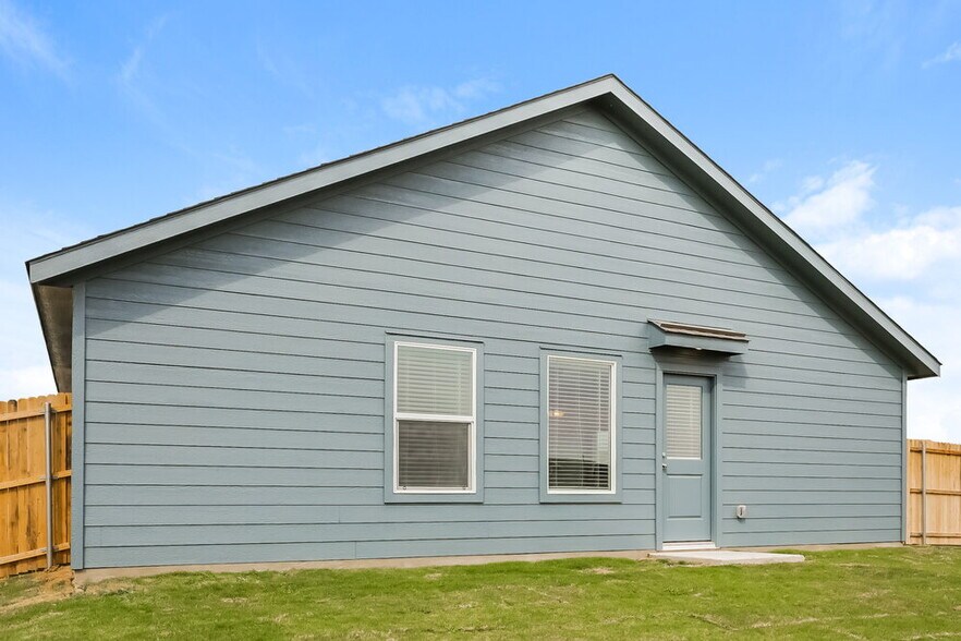 Building Photo - 10701 Revolver Dr