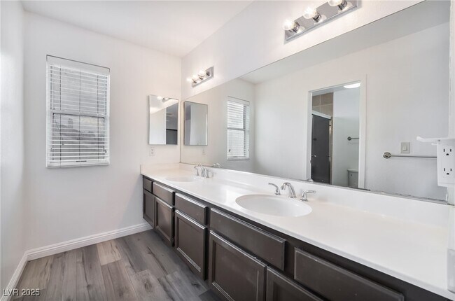 Building Photo - 8501 Shelly Rd