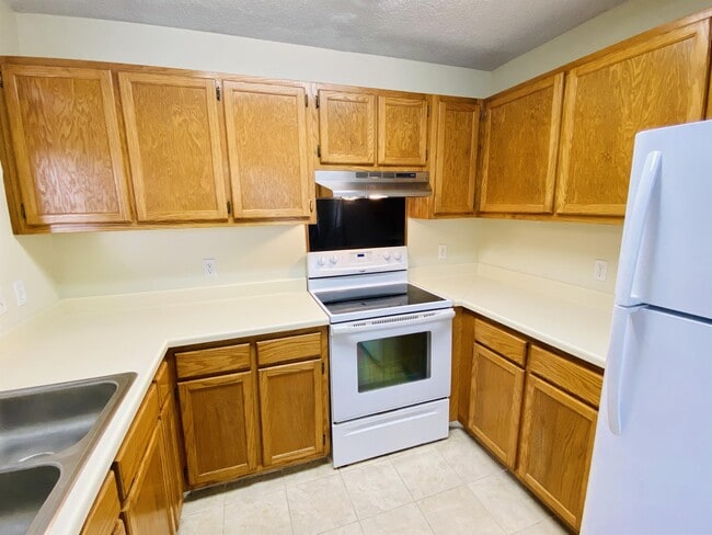 Building Photo - 217 Bull River Bluff Dr