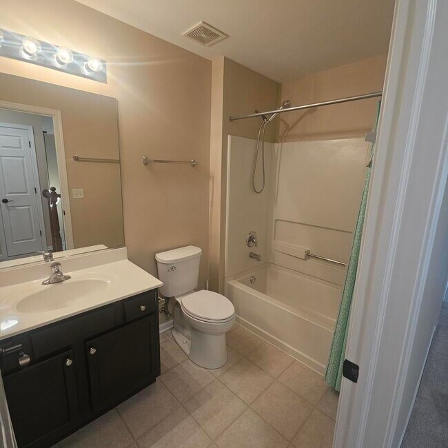 Building Photo - 6085 Delaney Dr