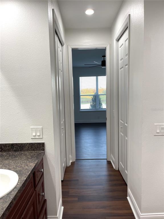 Building Photo - 2946 Mission Lakes Dr