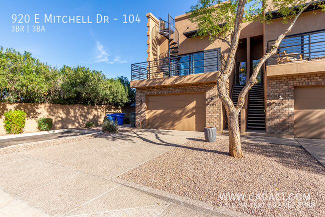 Building Photo - Mitchell Lofts 3 bed 2.5 bath Townhouse