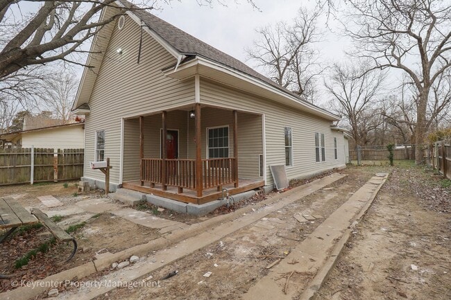 Building Photo - 4 Bed 2 Bath - Brand New Renovation in Skiatook