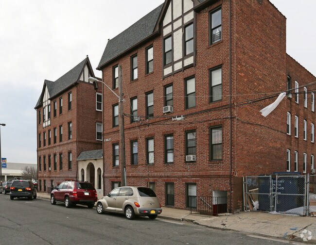 51 Bell St 51 Bell St Hempstead NY 11550 Apartment Finder