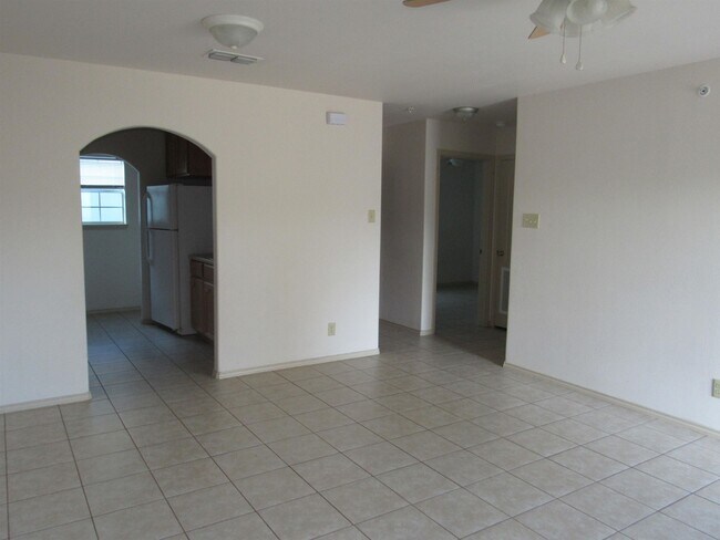 Building Photo - 1720 Juarez Ave