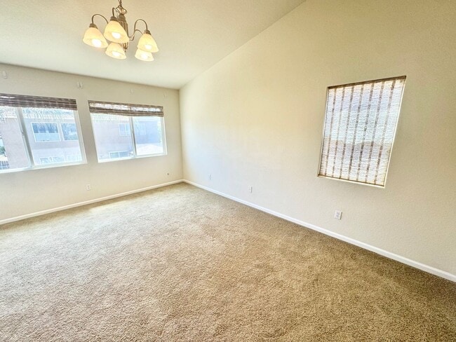 Building Photo - Lovely 2 Story Home In East Woodland In Great Location