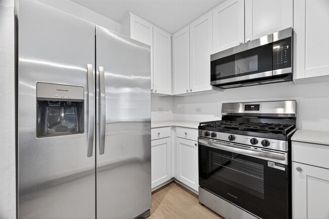 Building Photo - 18111 Buddy Riley Blvd