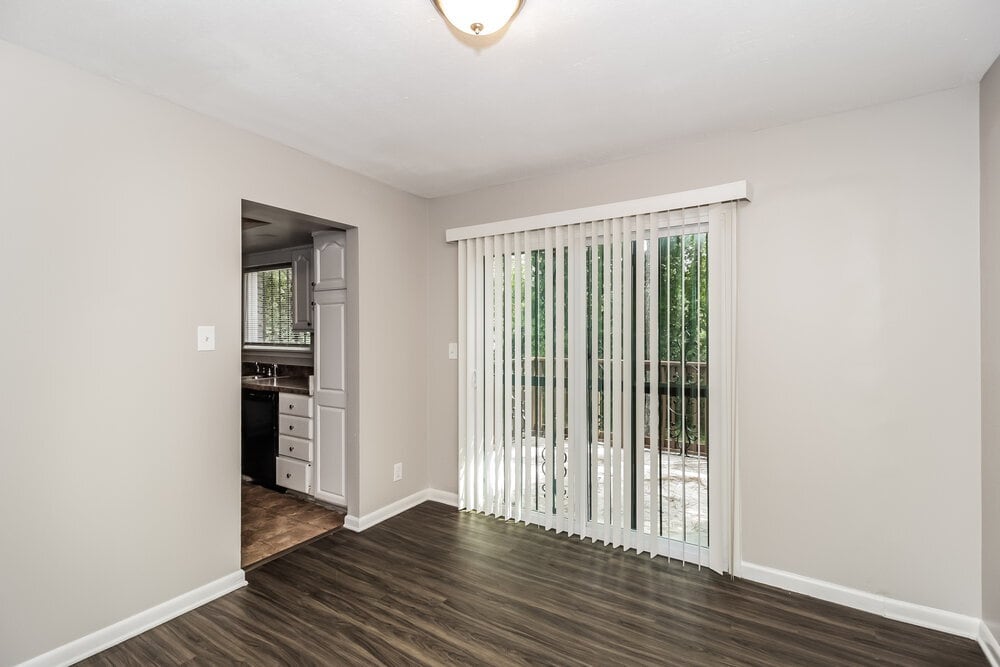 Building Photo - 4676 Pueblo Dr SW