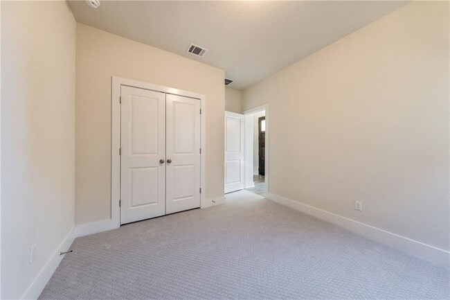 Building Photo - 844 Paseo de Castana Wy