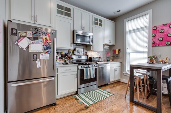 Building Photo - Marvelous Modern Mt Vernon Two-Bedroom!