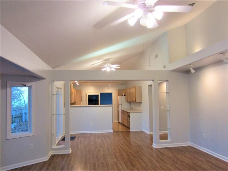 Building Photo - 2714 Bolivar St