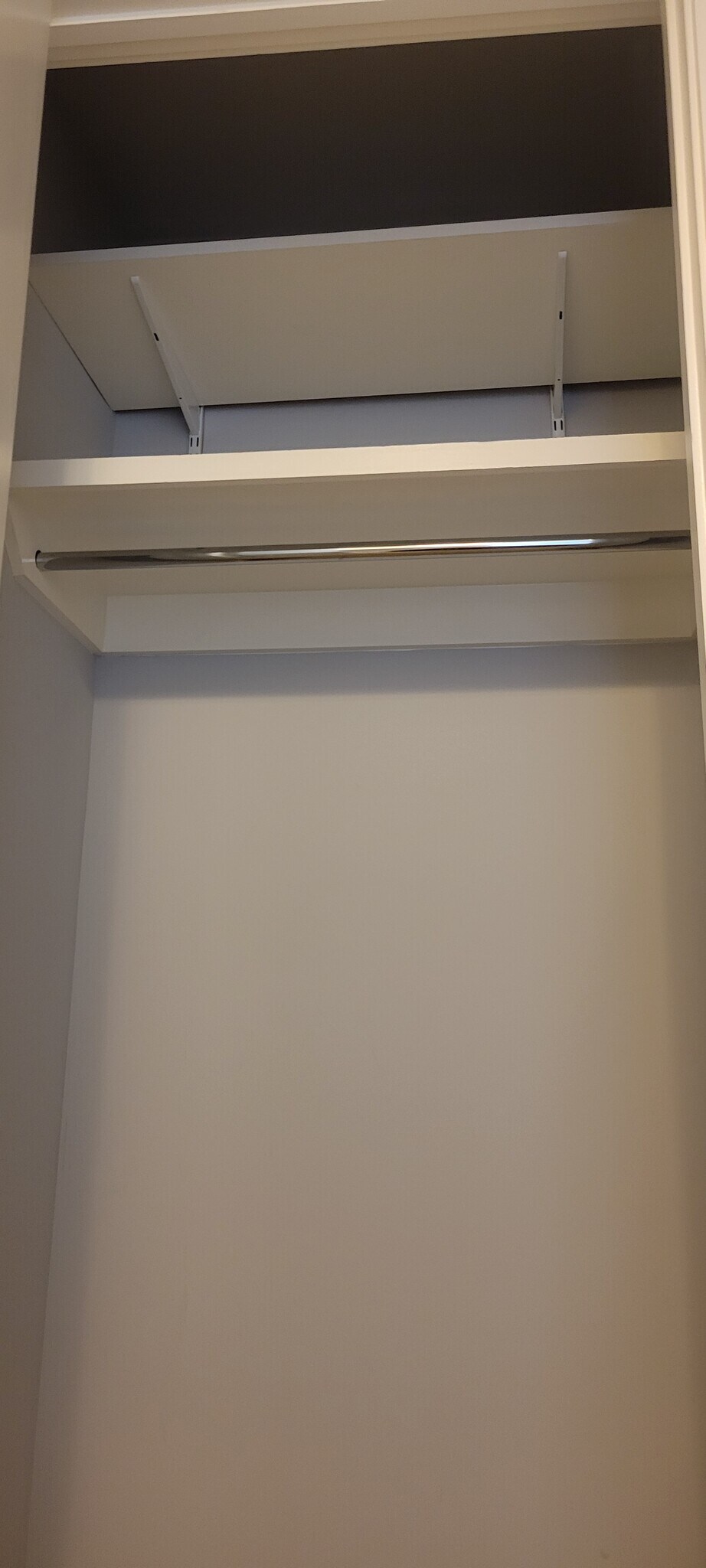 Closet - 800 4th St SW