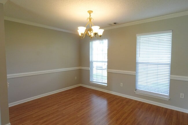 Building Photo - Coming Available!