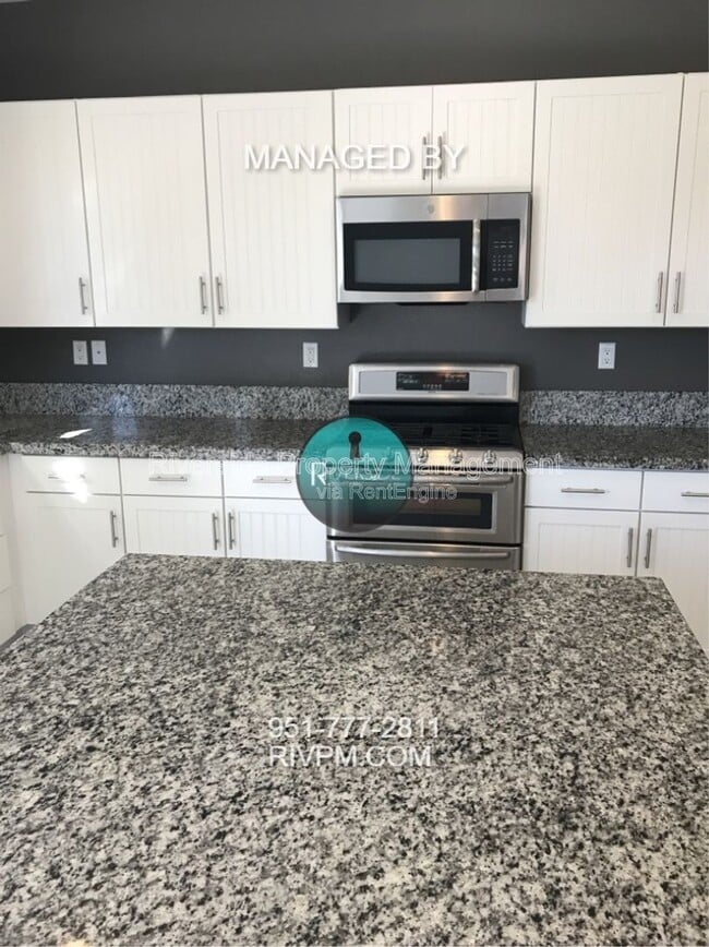 Building Photo - 8284 Camino Alto Dr