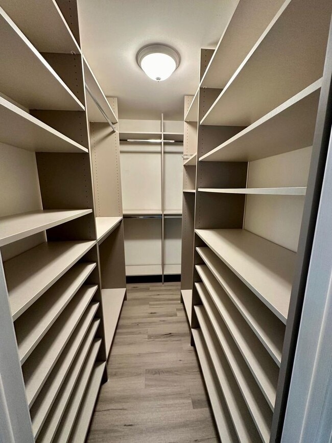 Building Photo - 1915 SW 17th St